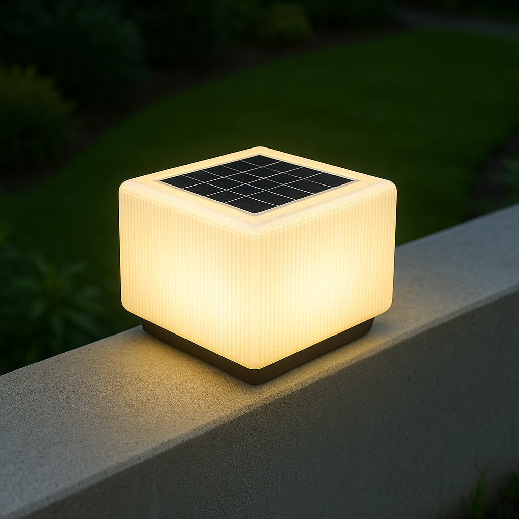 מנורת גינה מעקה סולארית – IP65