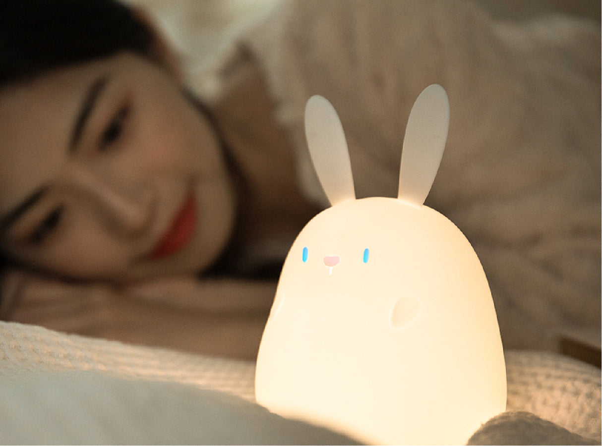 מנורת לילה ארנבת סיליקון לילדים נטענת USB