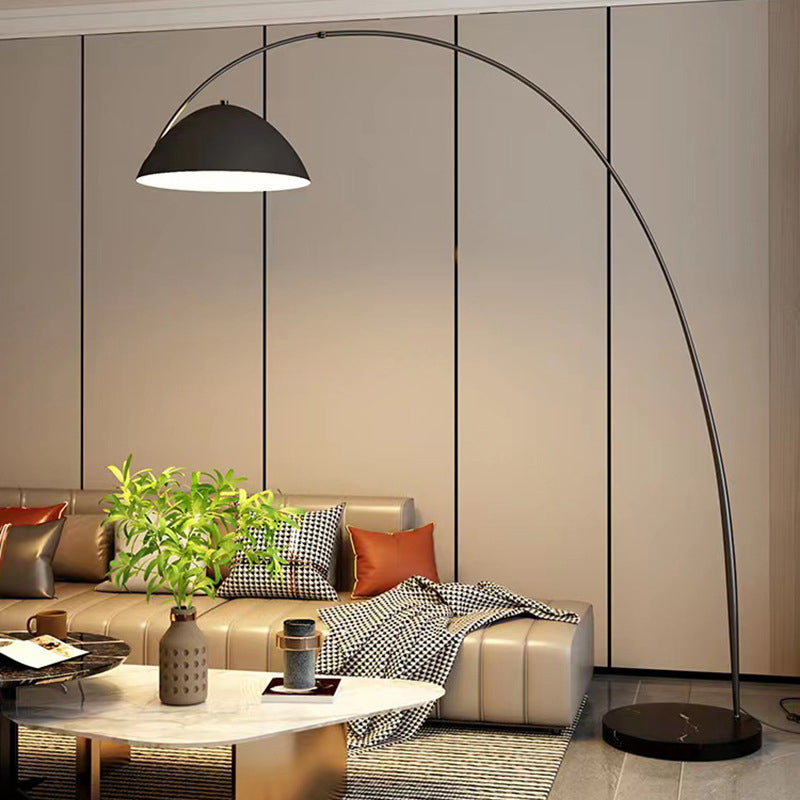 מנורת עמידה אלסקה