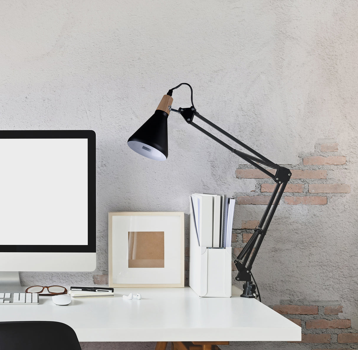 מנורת שולחן שרטוט דגם A שחור