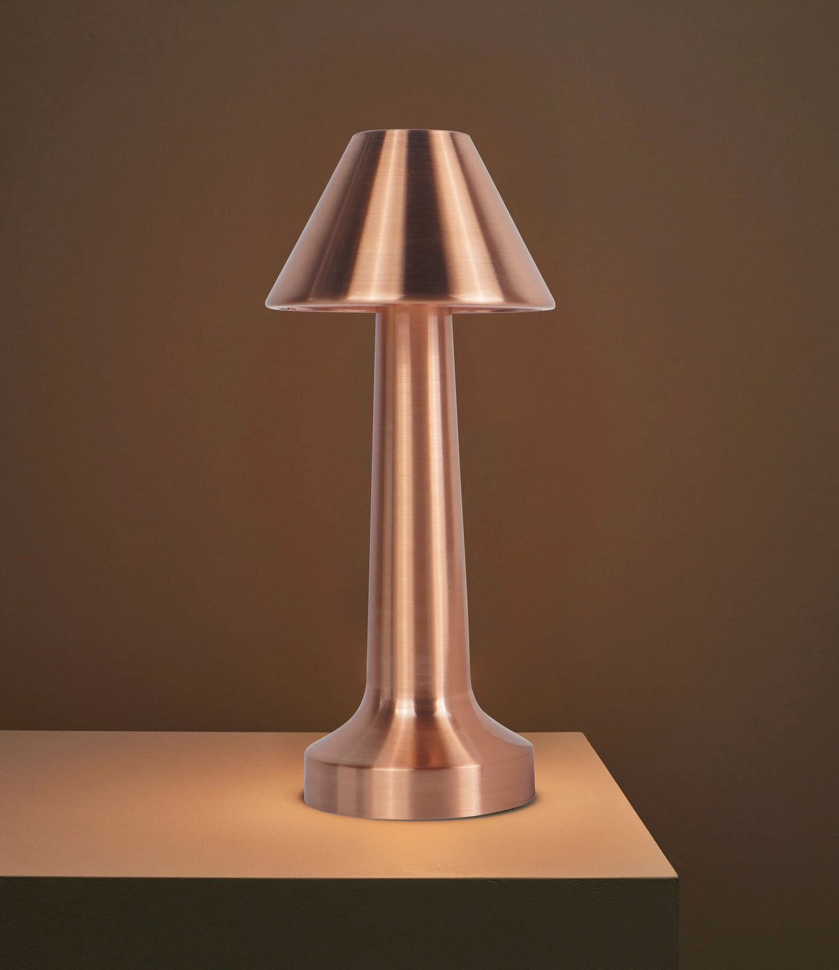 מנורת שולחן בר נטענת בילה שחור| נחושת| רוז גולד