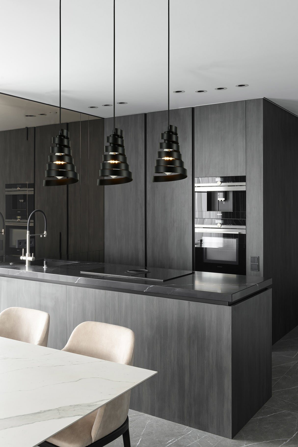 מנורת תלייה ברק שלישייה