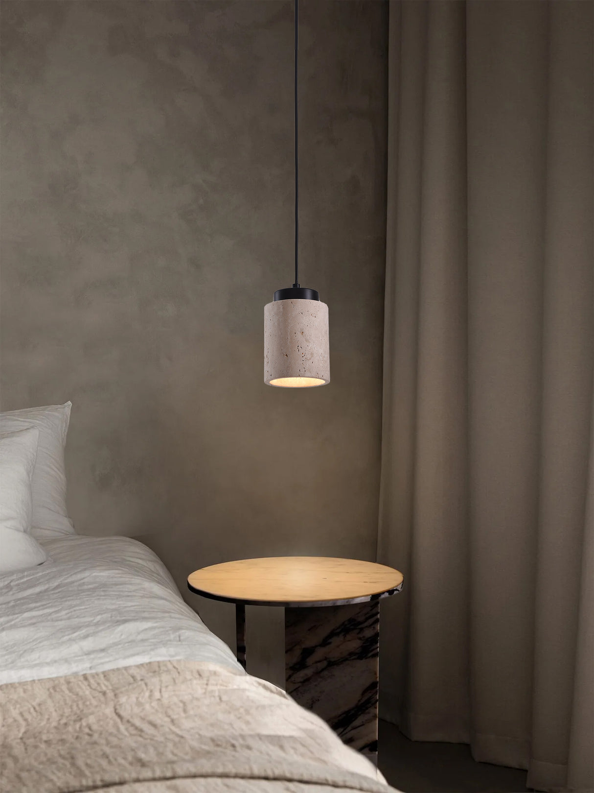 מנורת תלייה ניקולס טרוורטין