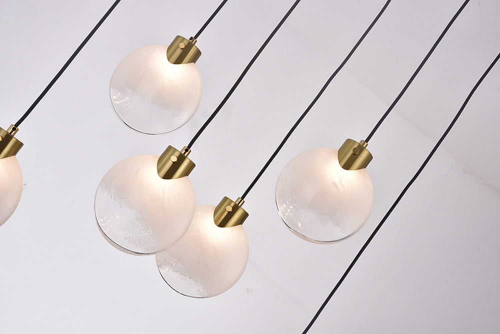 מנורת תלייה סלין – בסיס ישר שישייה זהב מוברש, אהיל לבן רך | G9