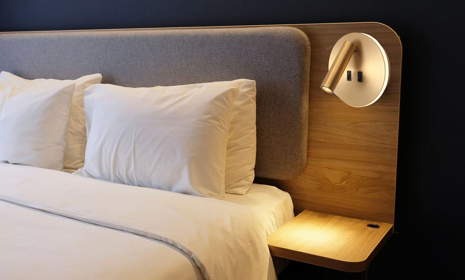 מנורת קיר קאסטרו עגול| זהב| לבן| שחור