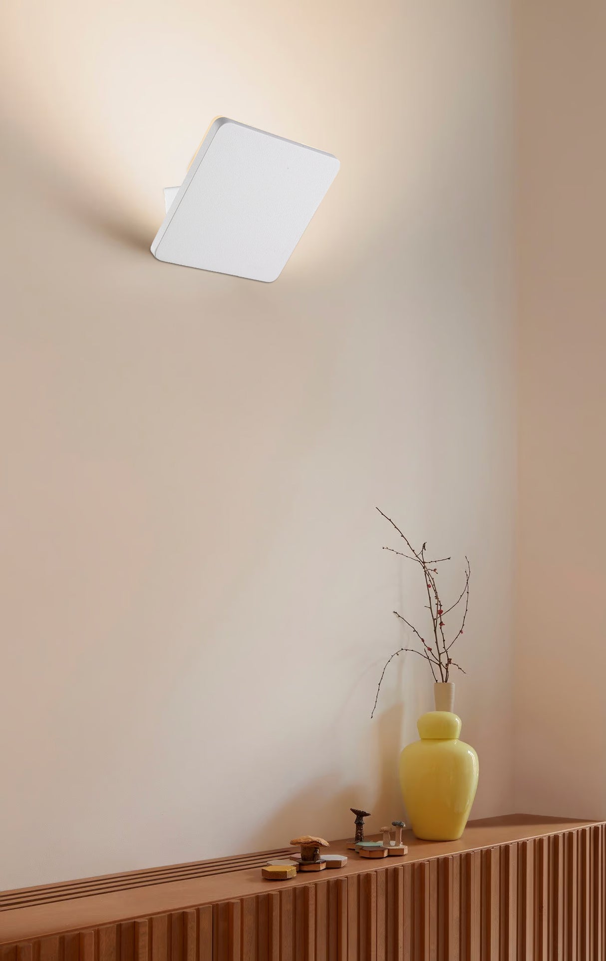 מנורת קיר אוקטביה לד דגם| A