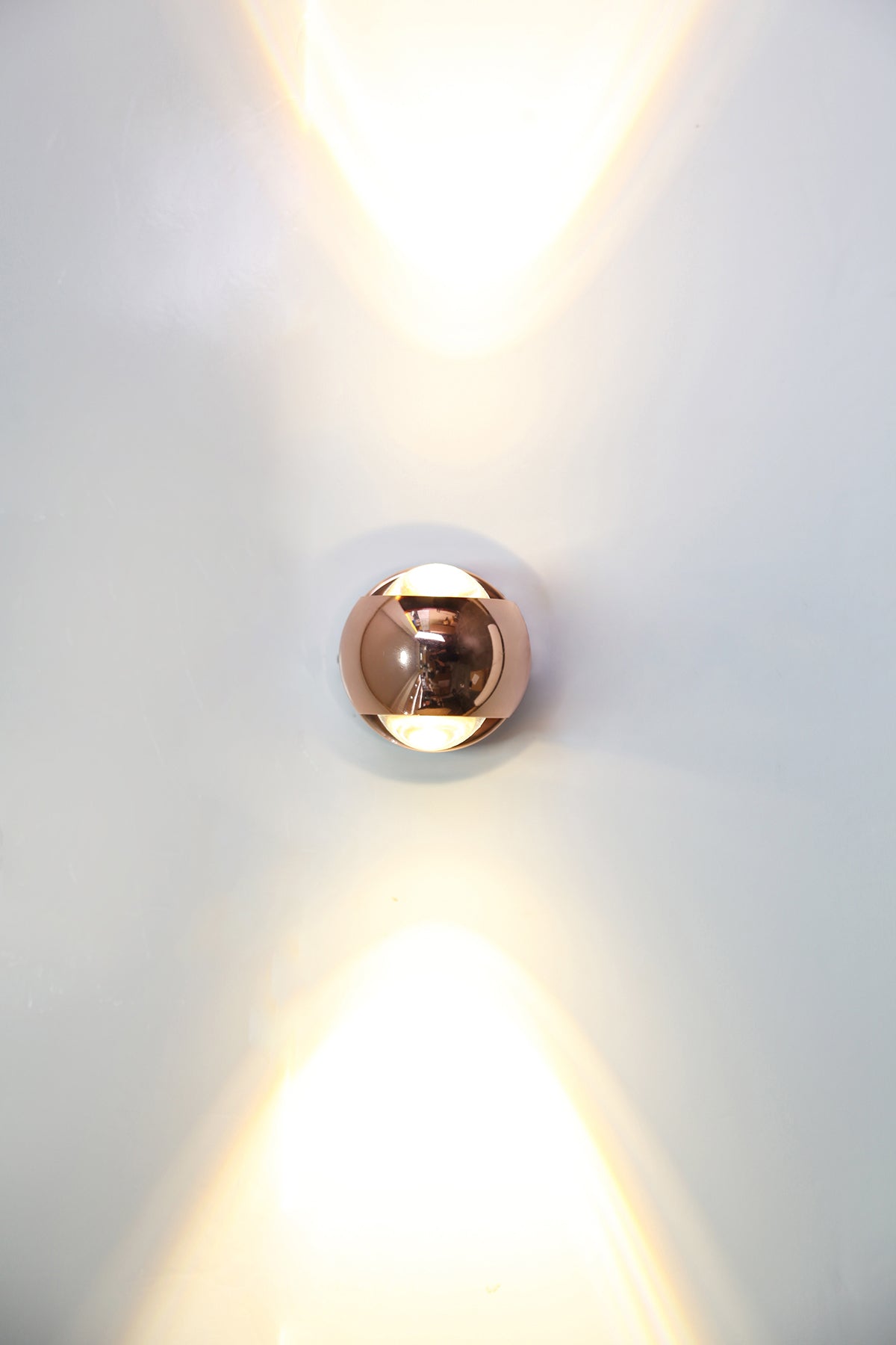 מנורת קיר ולנסיה רוז גולד דגם| C