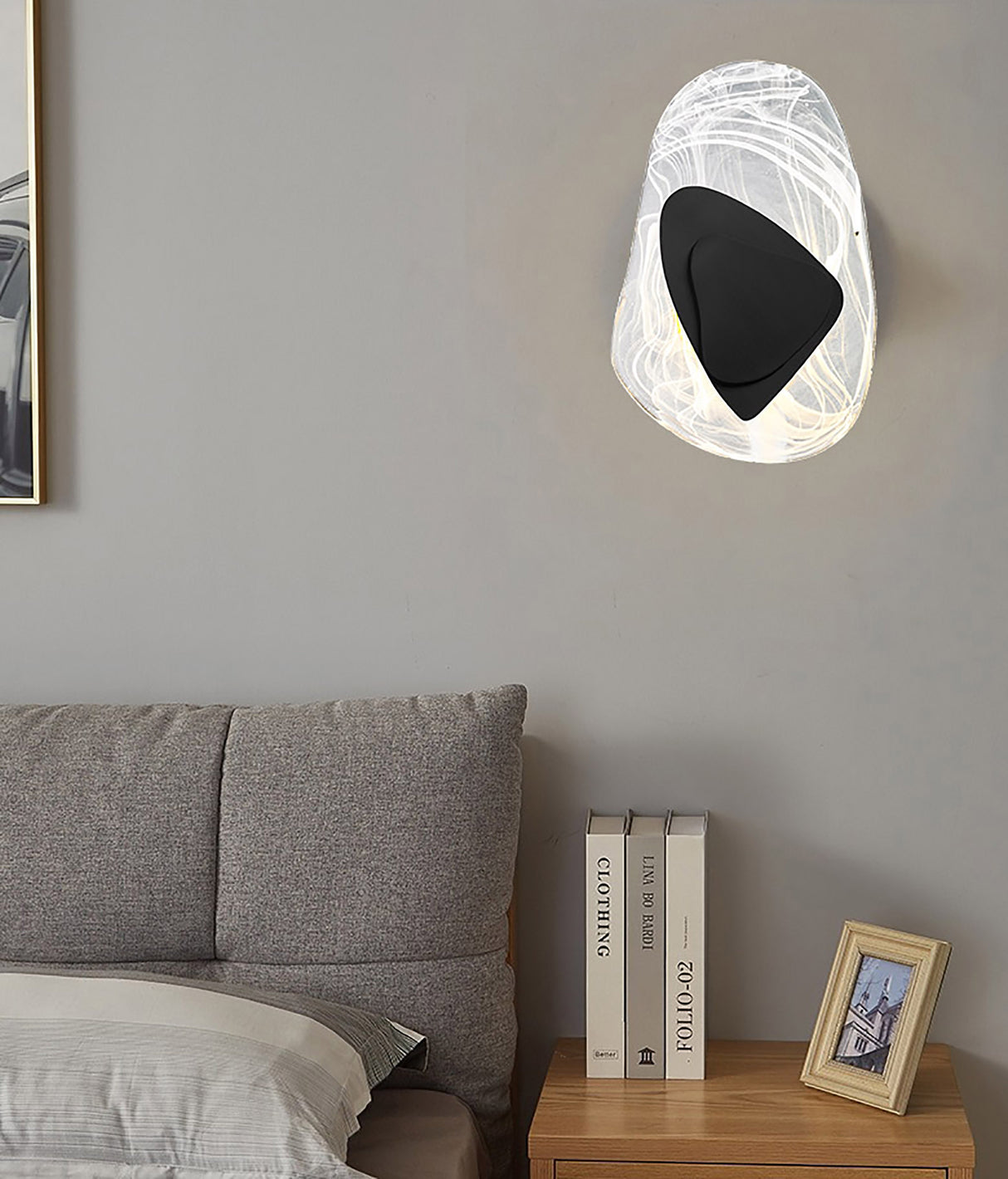 מנורת קיר לד שיש קווין שחור| זהב