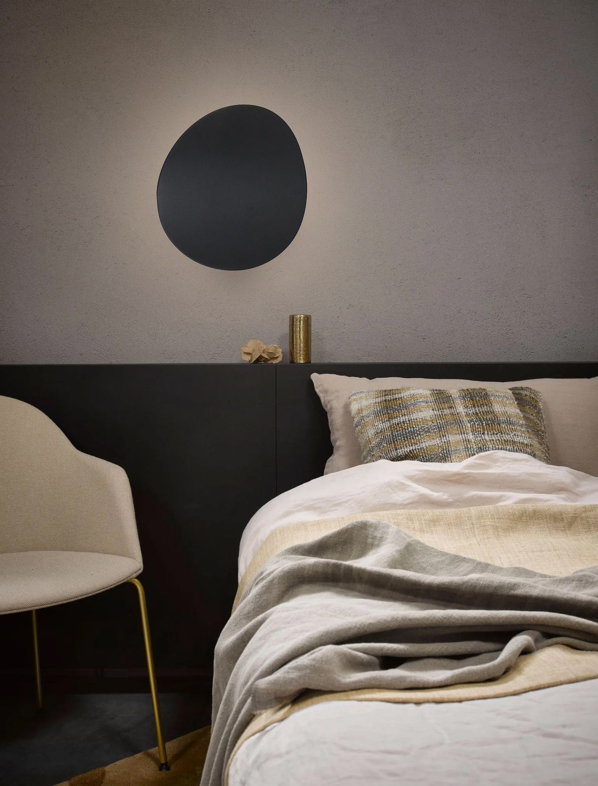 מנורת קיר לד חזי שחור| לבן