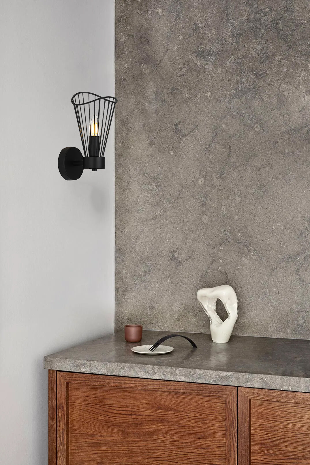 מנורת קיר סיוויק פיילוט בודד| שחור