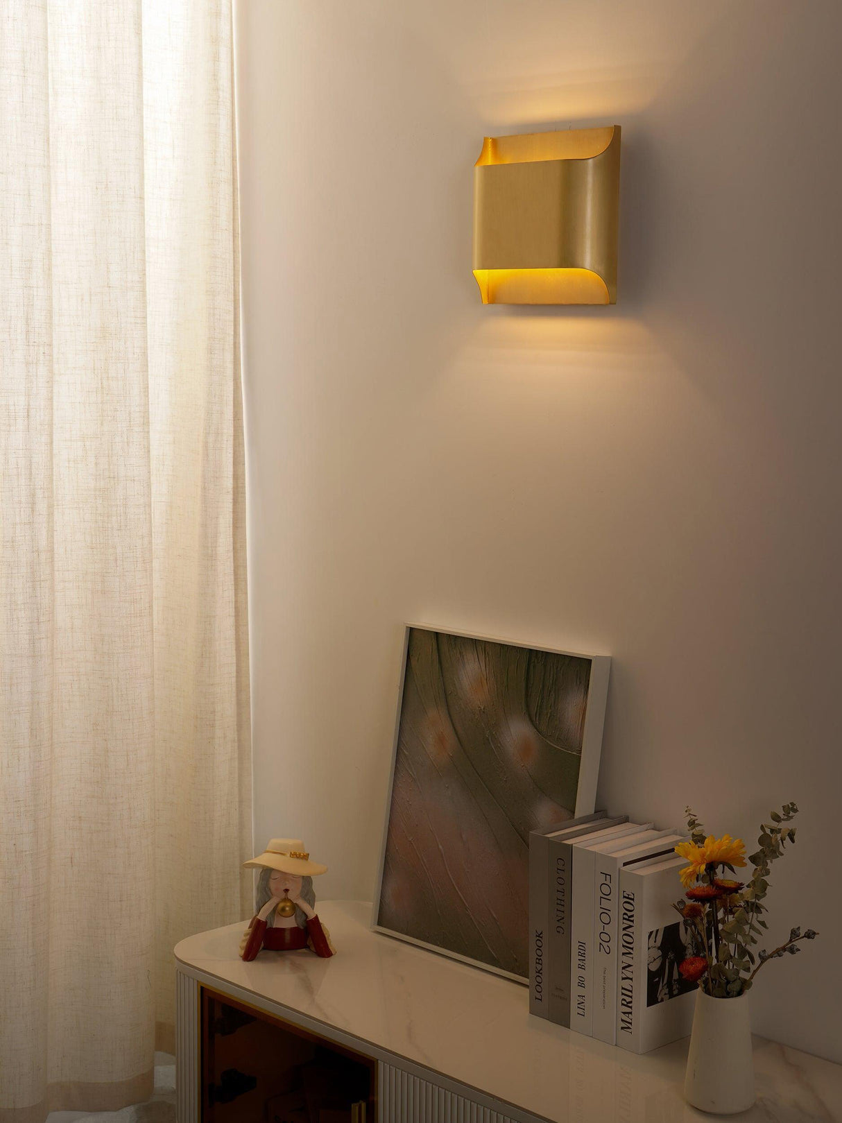 מנורת קיר אפ- דאון לוני| דגם A