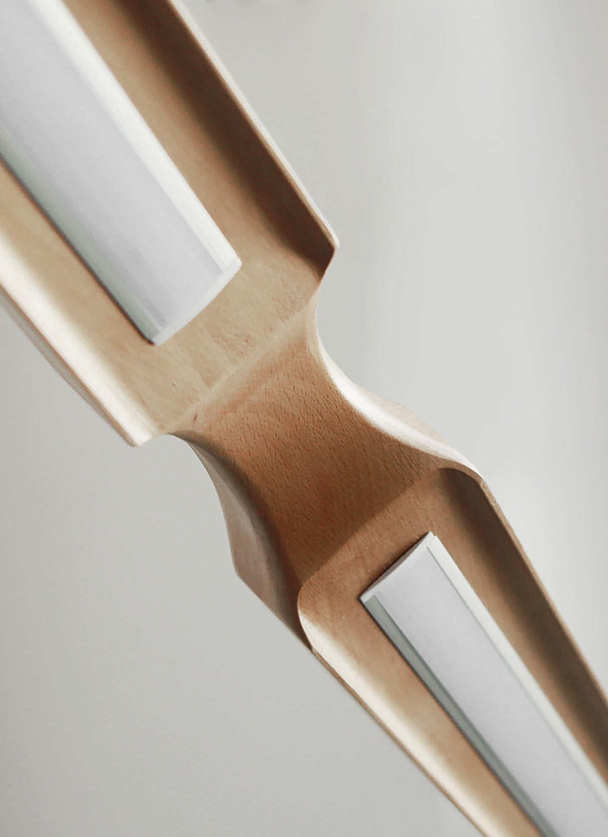 מנורת תלייה אשור עץ בוק דגם| A