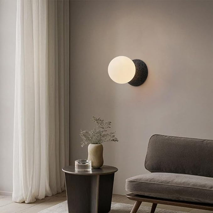 מנורת קיר מריבה| שחור