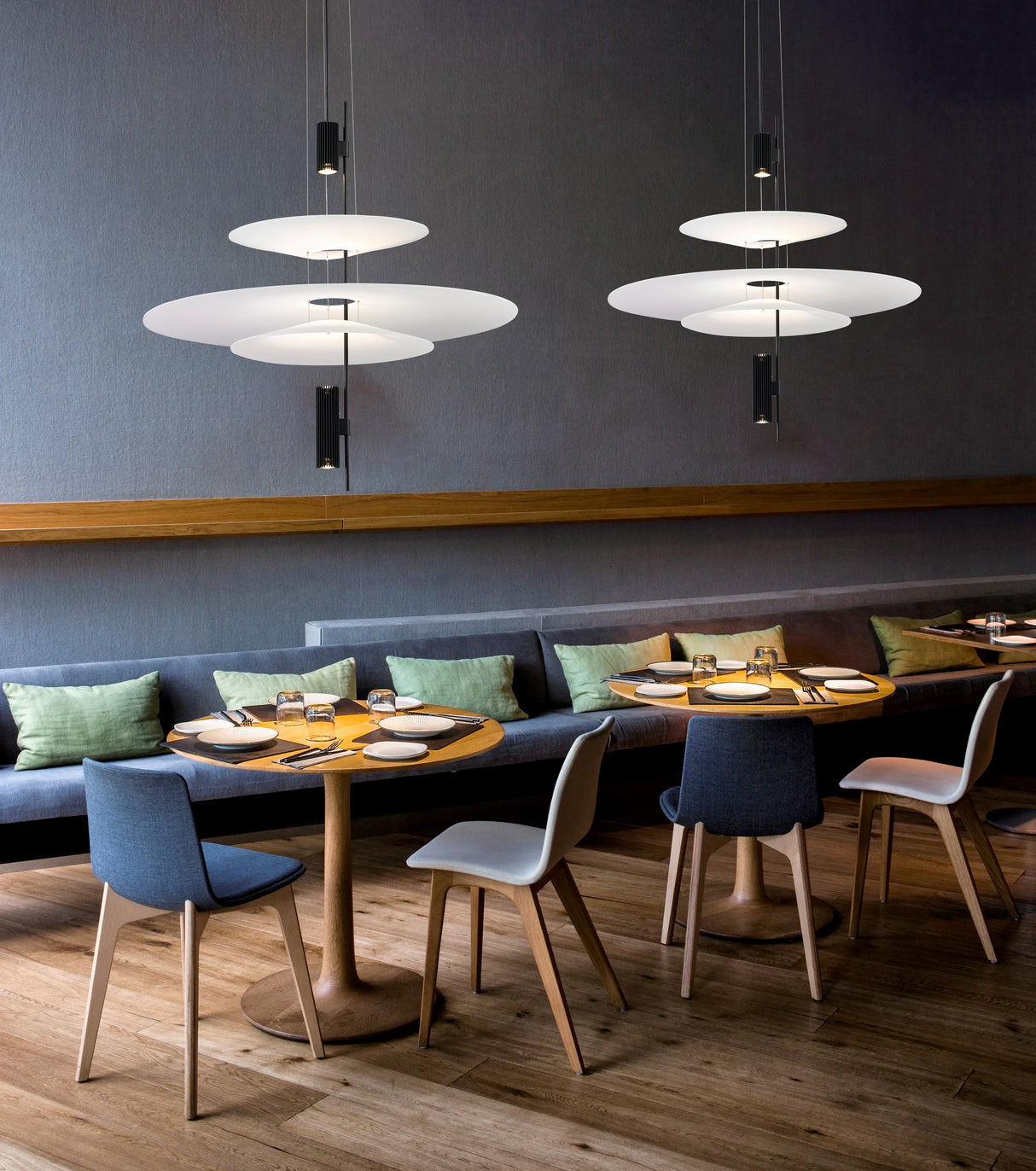 מנורת תליה קרוסלנד לד| שחור