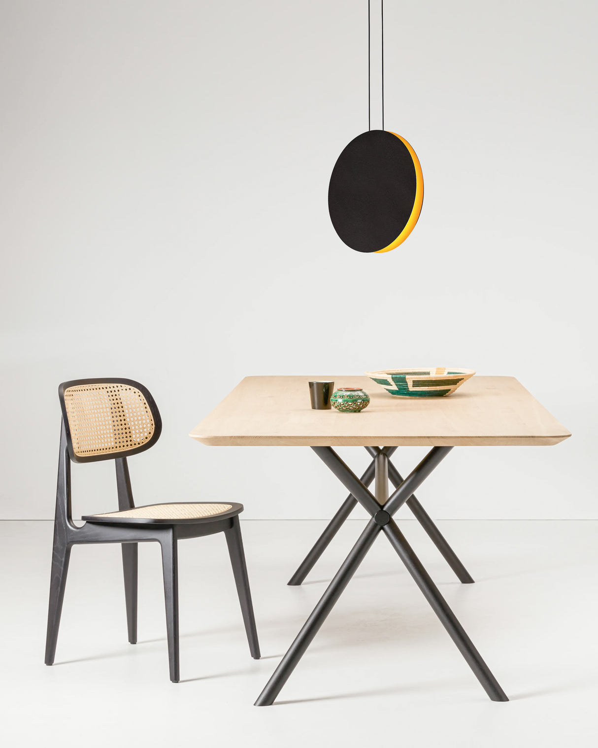 מנורת תלייה ירין שחור+ רוז גולד דגם| SW| LW