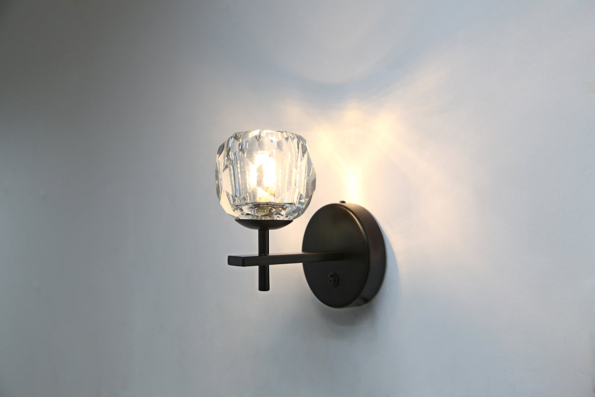 מנורת קיר בזוקה שחור