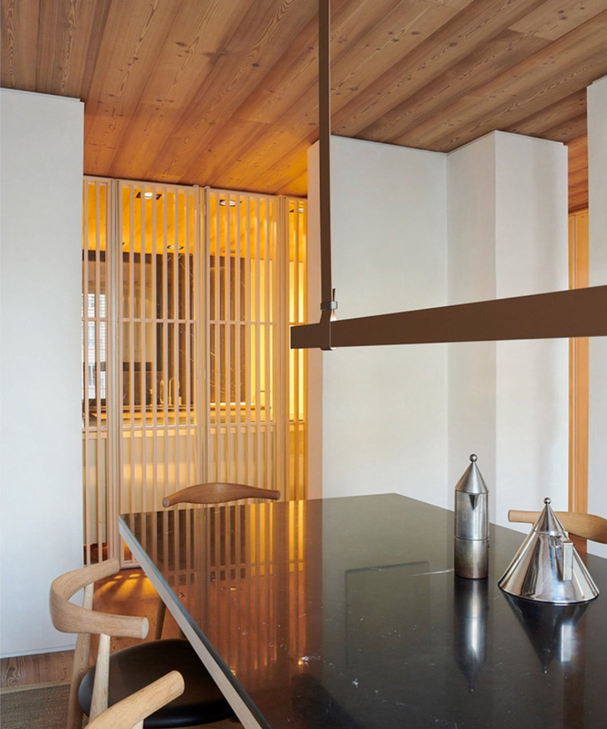 מנורת תלייה אסתר פליז דגם | D