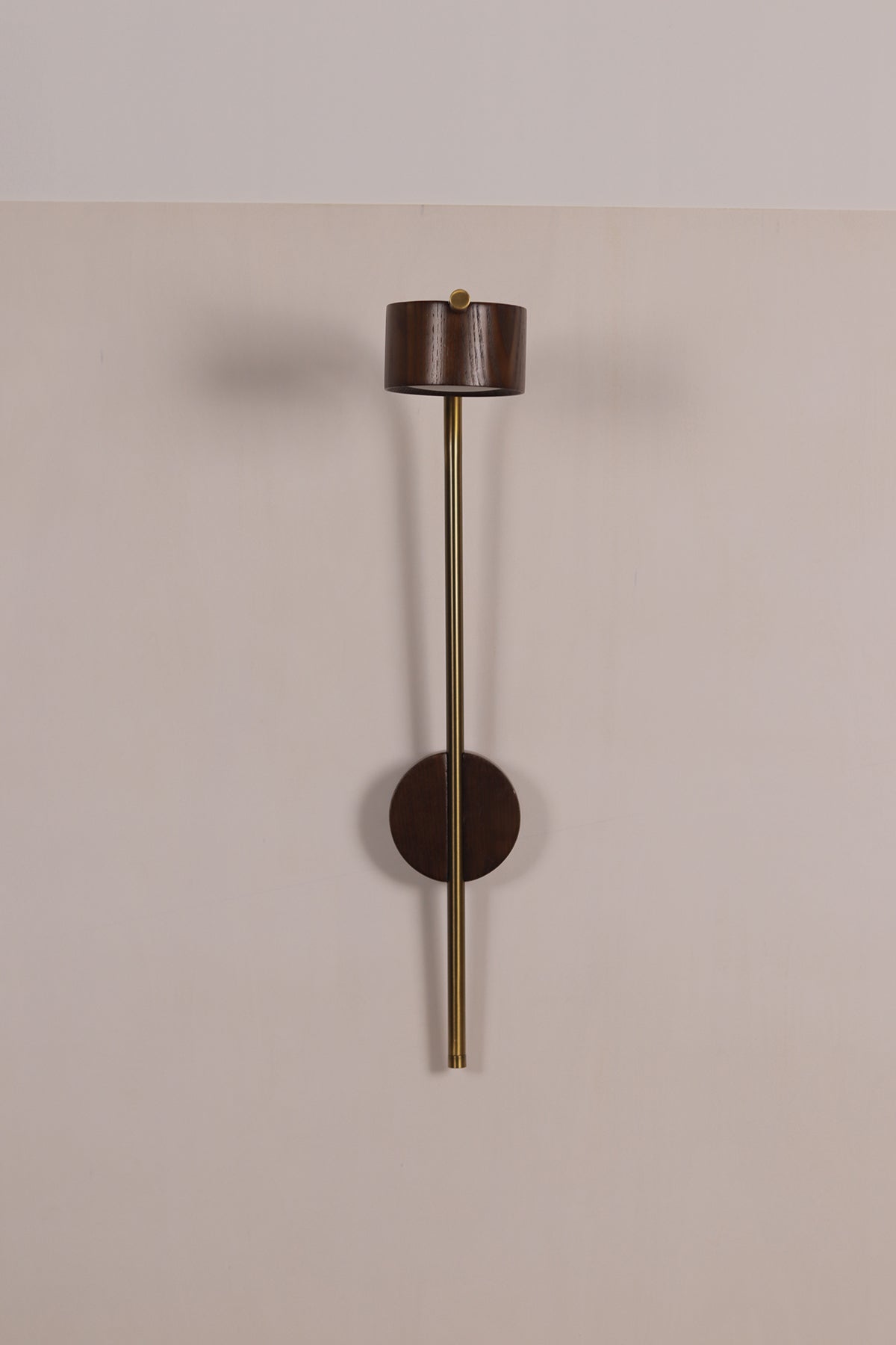מנורת קיר אלמוג דגם| BW