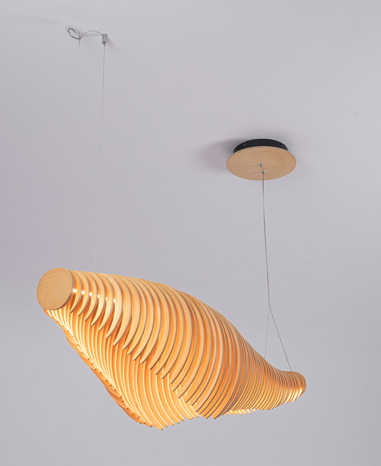 מנורת תלייה אמסטרדם עץ טבעי דגם| B