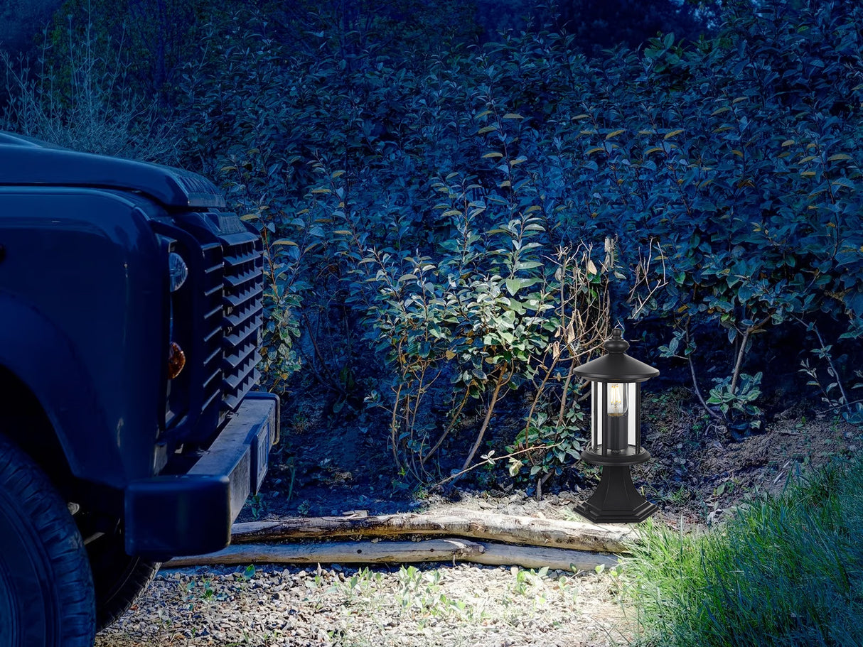 עמוד תאורה חוץ לגינה מעקה קיין