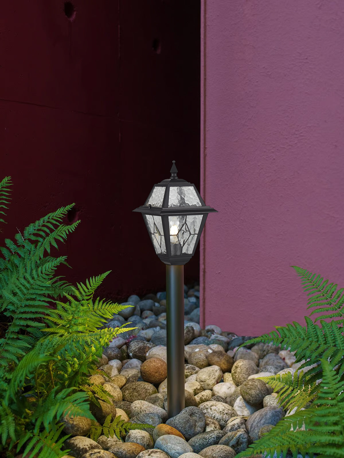 עמוד תאורה חוץ לגינה גיימס