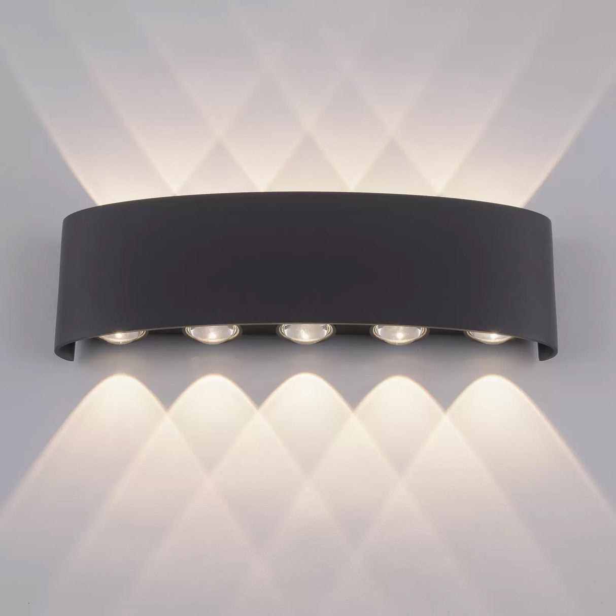 מנורת קיר חוץ אפ-דאון – 2x5W | שחור | 3000K