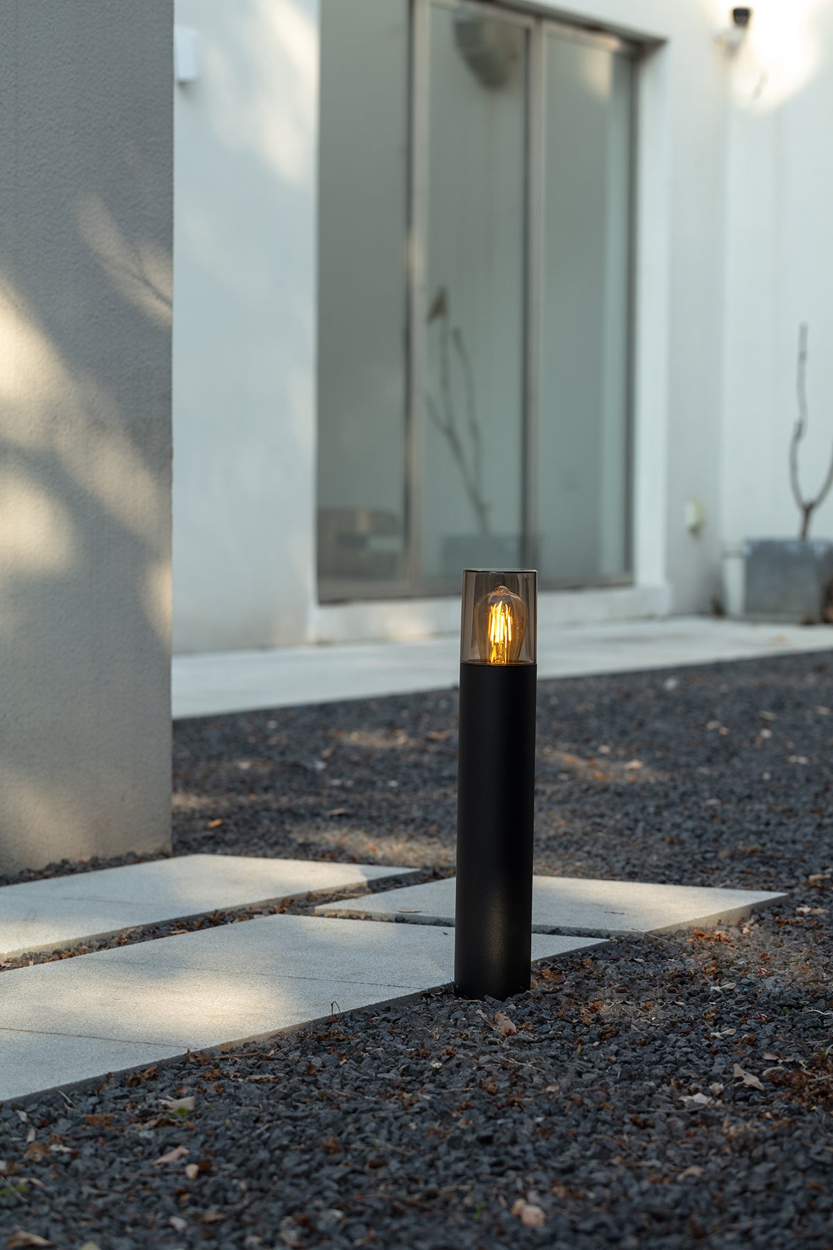 עמוד גינה חוץ לד ונציה