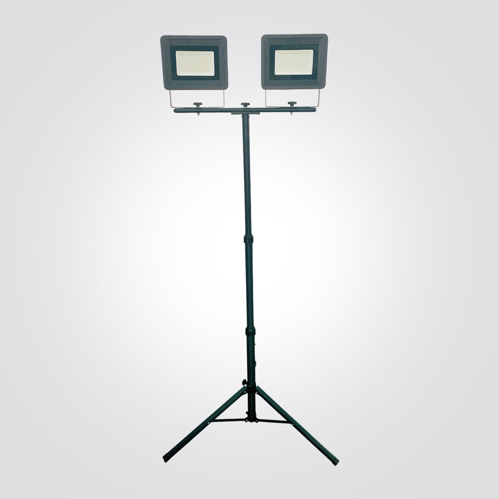 פרוז'קטור פנס הצפה זוגי 2X50W כולל חצובה| שחור