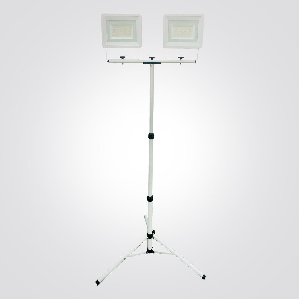 פרוז'קטור פנס הצפה זוגי 2X50W כולל חצובה| שחור