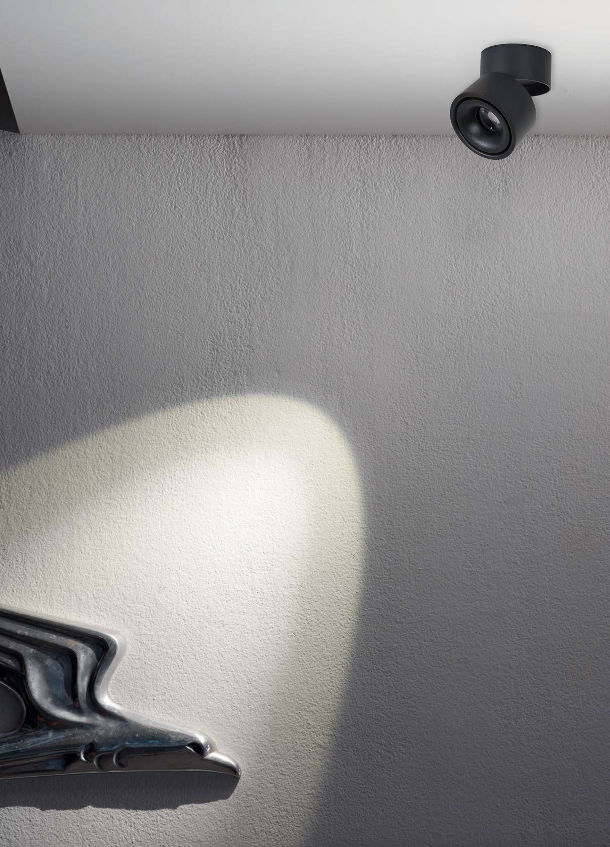 ספוט שלומי 10W שחור|לבן 3000K