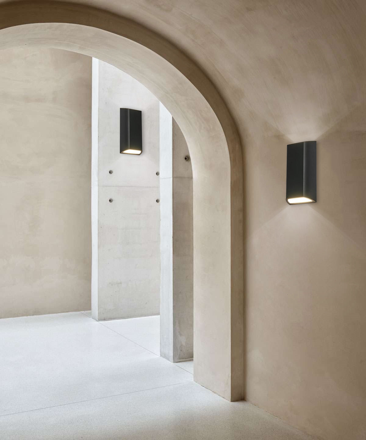 מנורת קיר גינה חוץ אפ-דאון לד מימו שחור| לבן