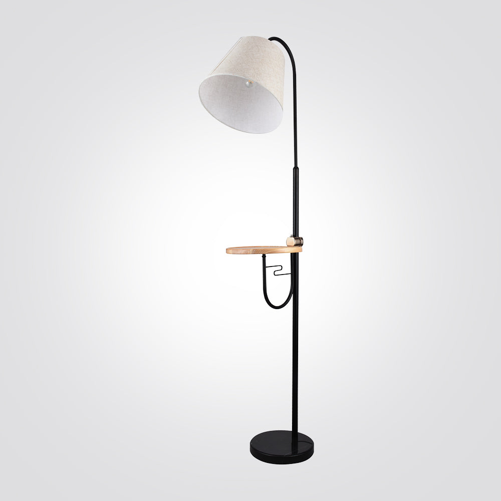 מנורת עמידה איילה עם שולחן מעץ