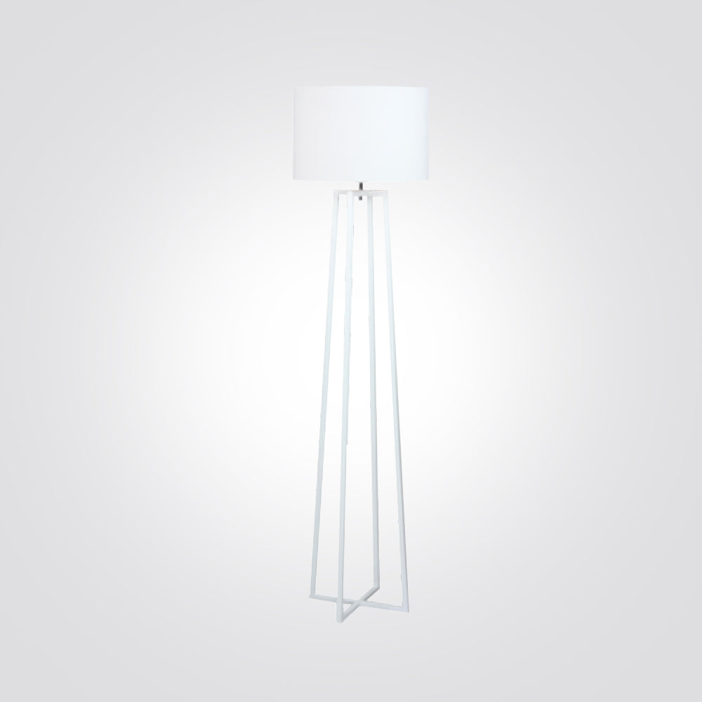 מנורת עמידה סוזנה לבן