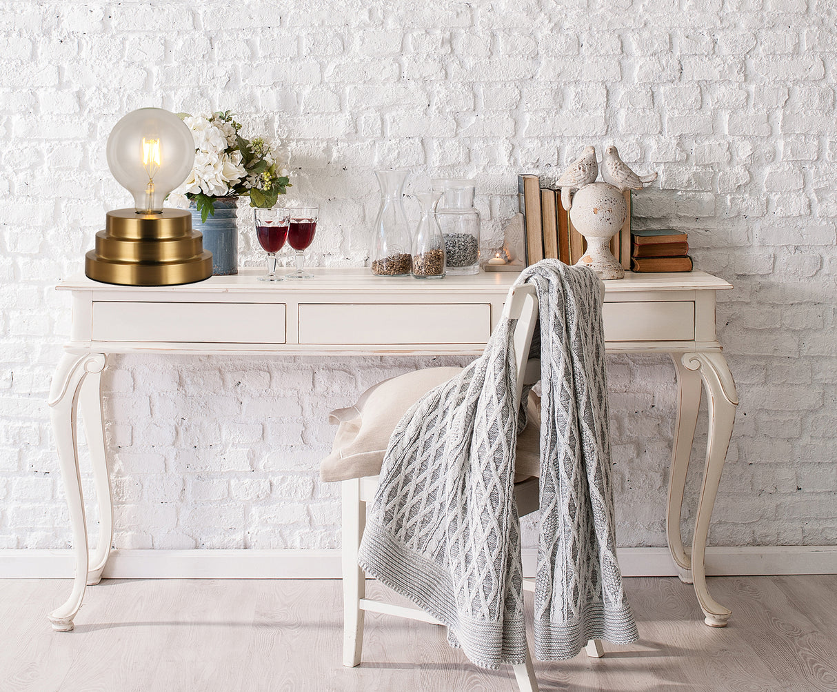 מנורת שולחן ריגה שחור| זהב