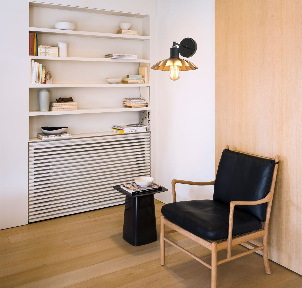 מנורת קיר דורתי