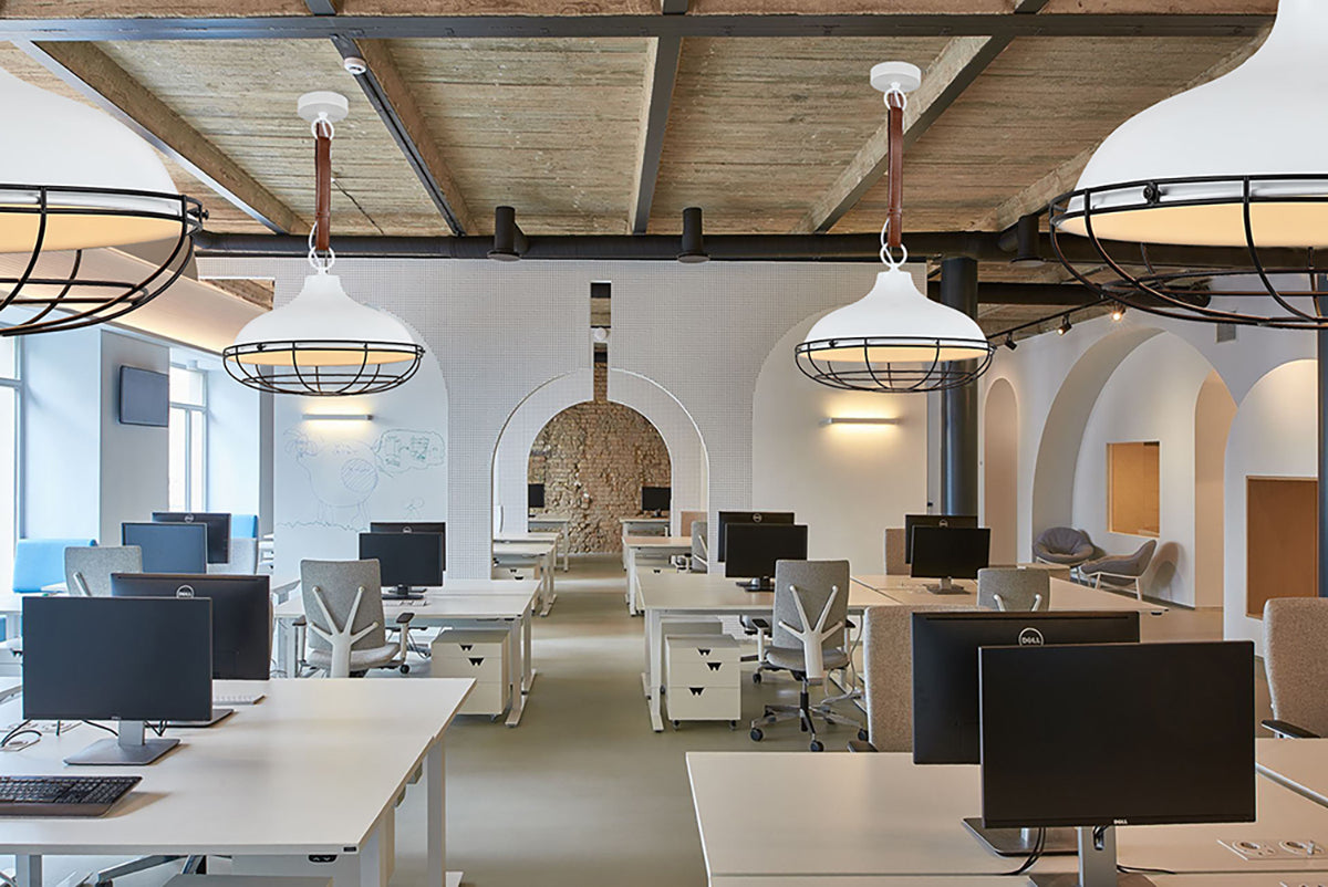 מנורת תליה גריל עתיק