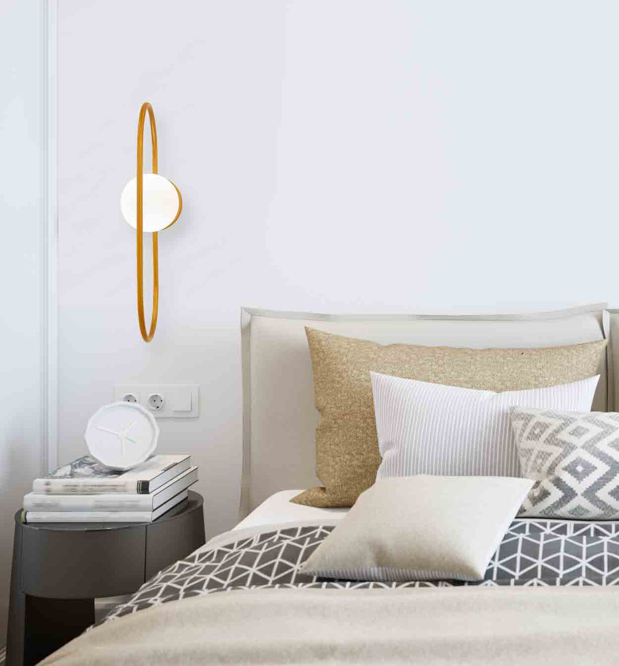 מנורת קיר ינאי צבע זהב