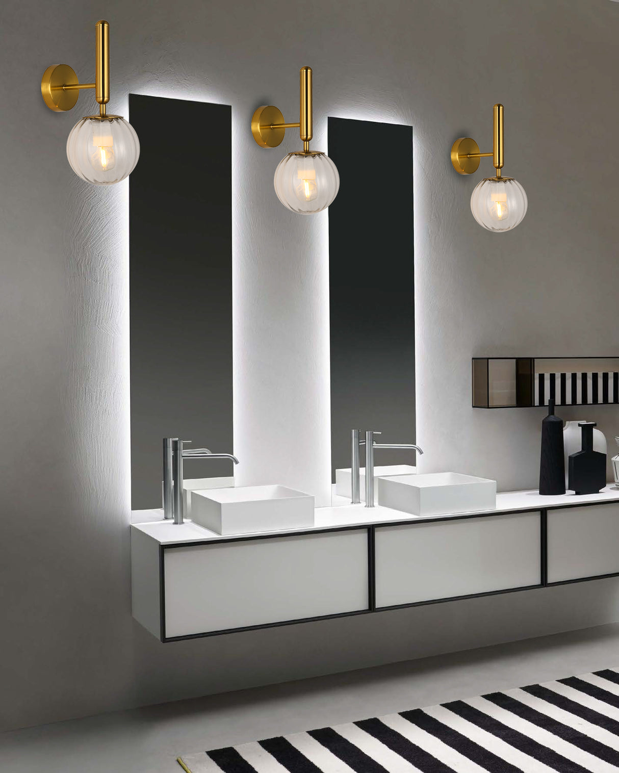 צמוד קיר מרים| פליז