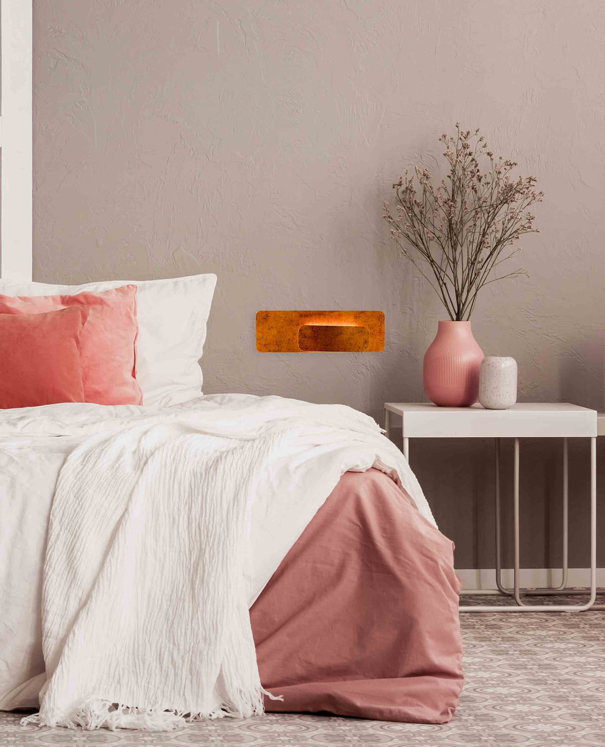 מנורת קיר רומו לד 3000K 4W זהב