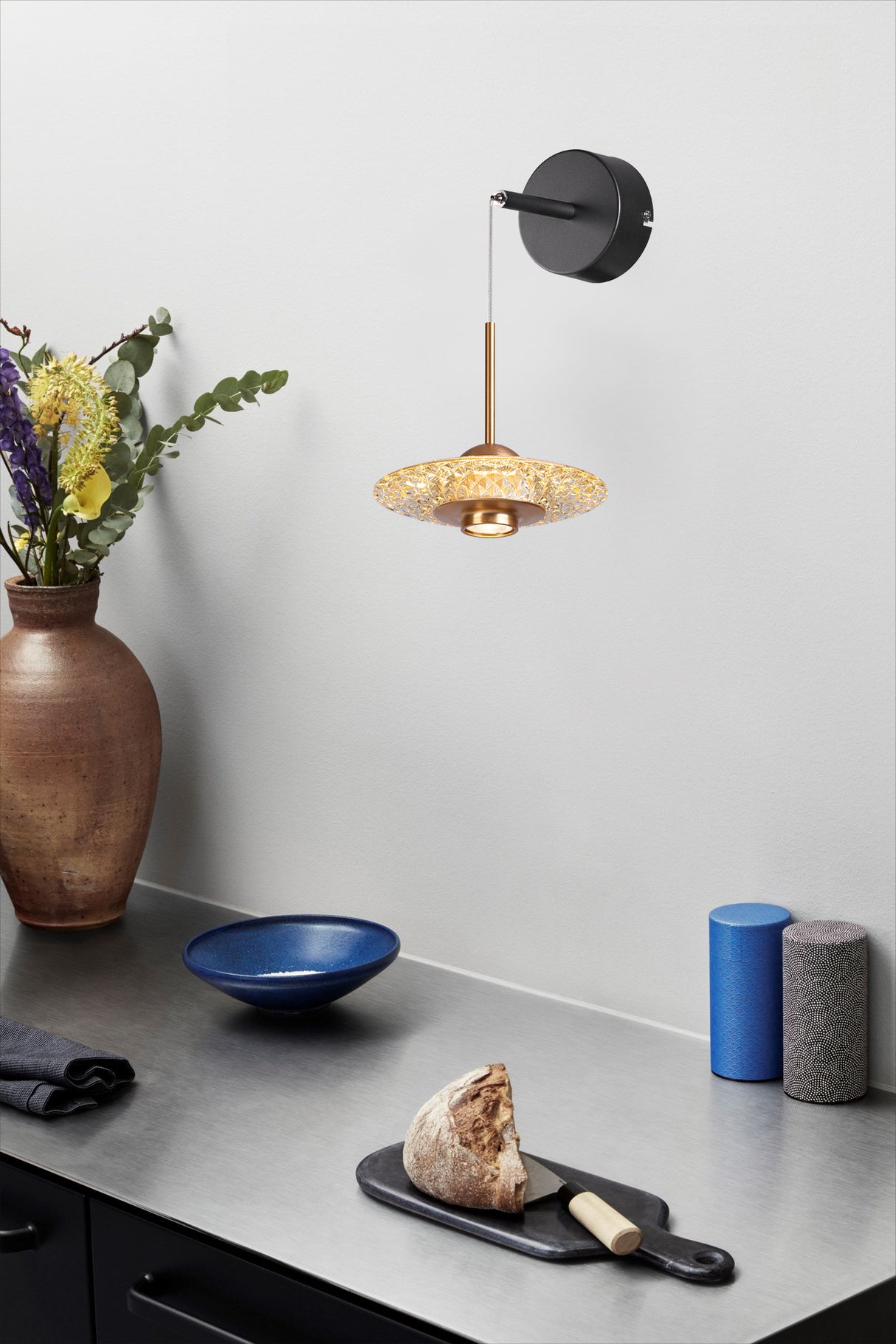 מנורת קיר בריסל| זהב