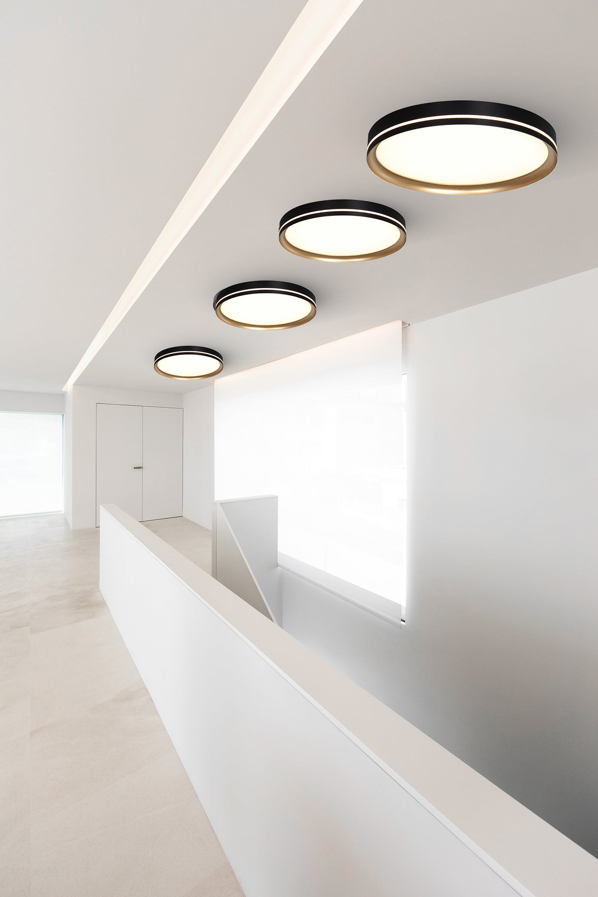 צמוד תקרה וקטרה| שחור +זהב| Φ40| Φ60| Φ75