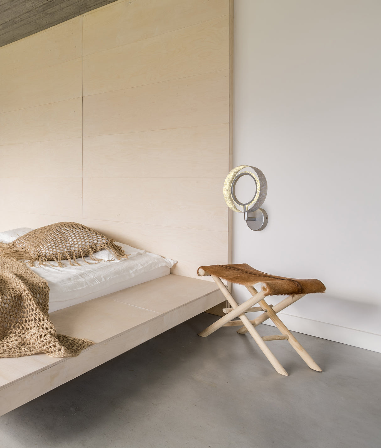 מנורת קיר גילית לד