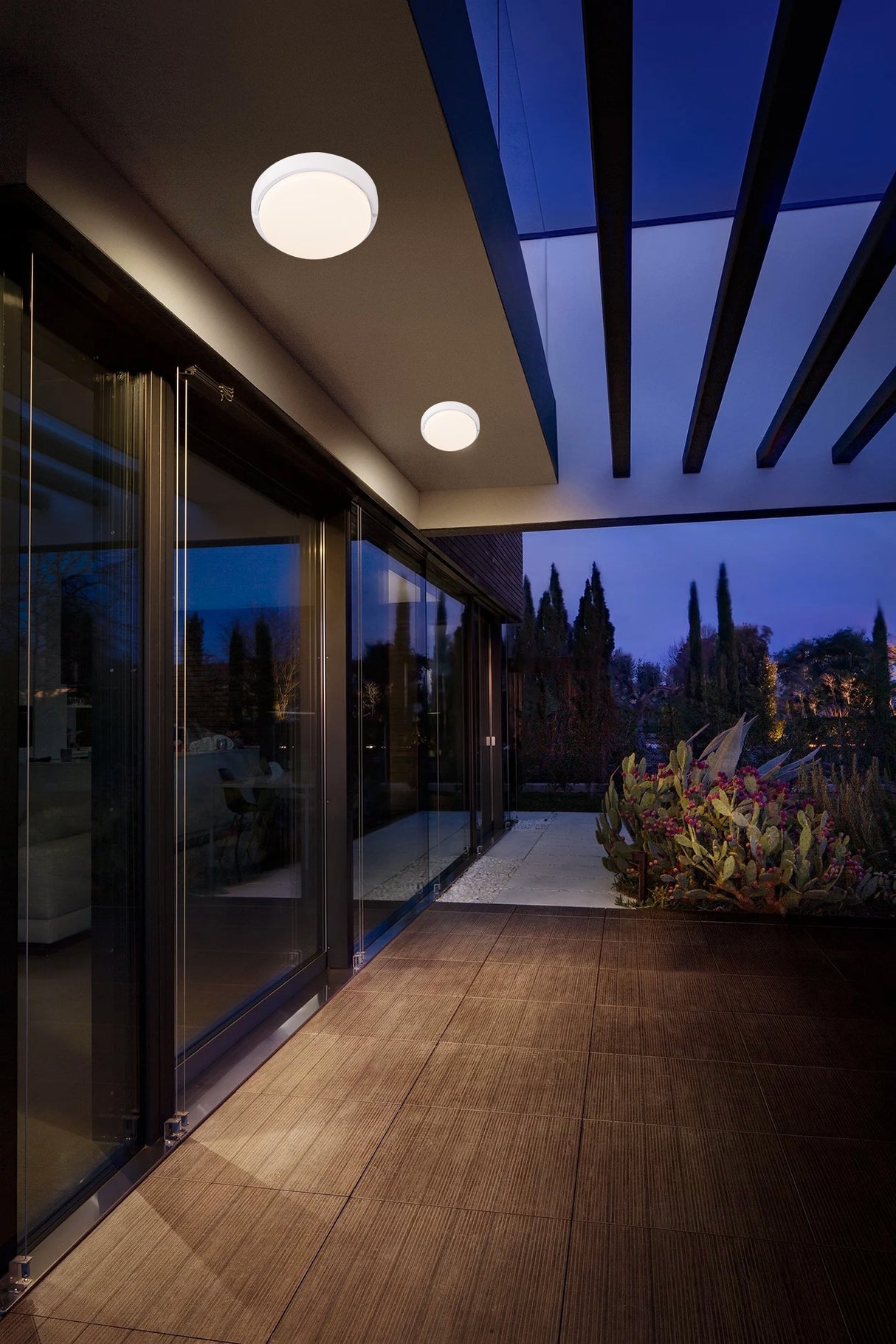 צמוד תקרה דוריה מוגן מים 24W| שחור|לבן| IP54| Φ23