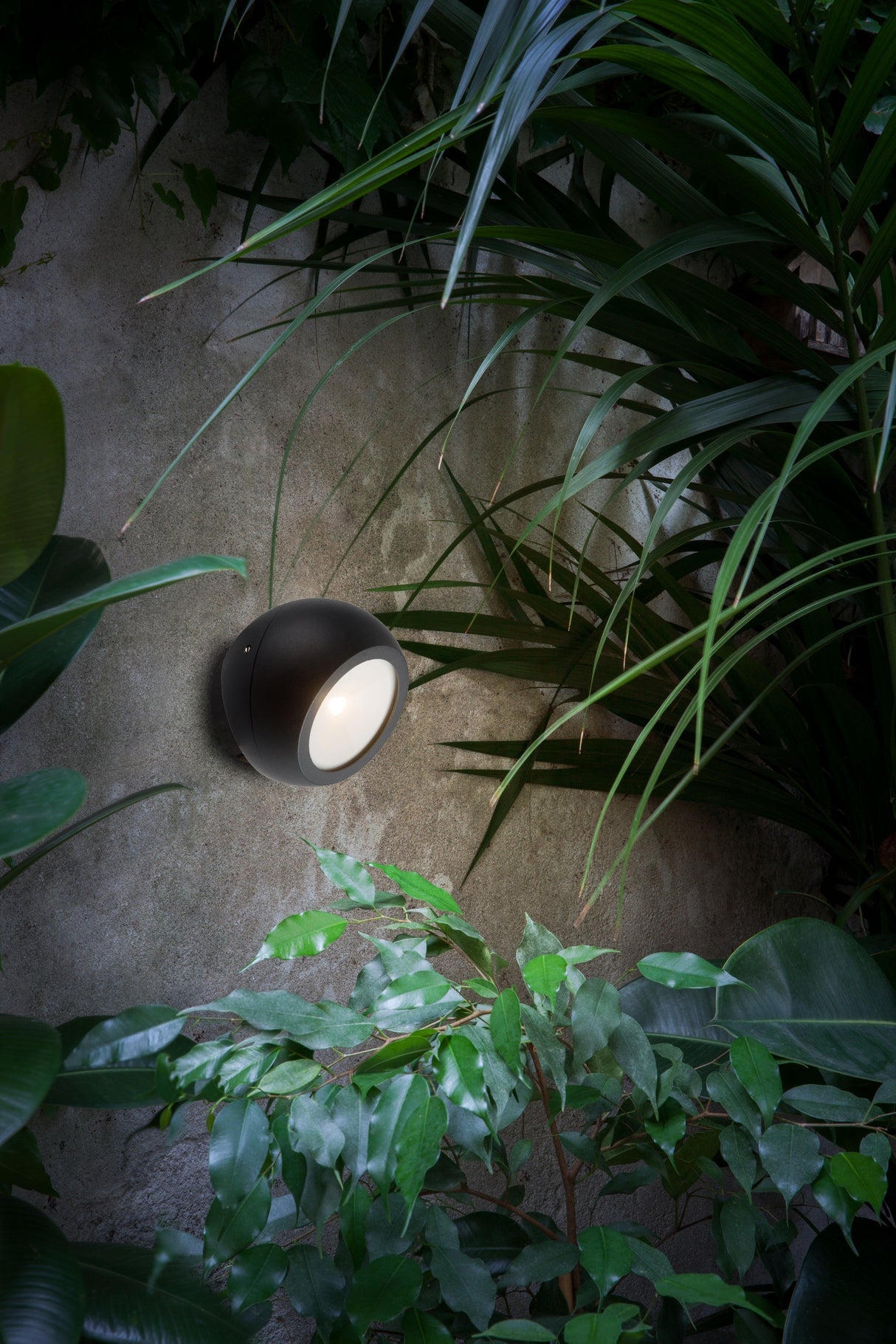 מנורת קיר חוץ ולטה לגינהאור דגם B