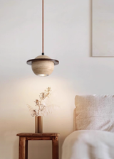 מנורת תלייה סיינה – טרוונטין ועץ כהה טבעי  | בית נורה G9