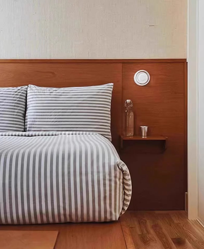 מנורת קיר ונסה – זכוכית אמבר / אפור מעושן | 12W | 3000K