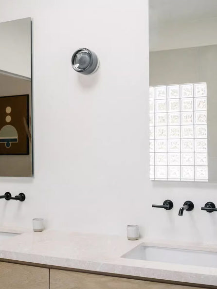 מנורת קיר ונסה – זכוכית אמבר / אפור מעושן | 12W | 3000K