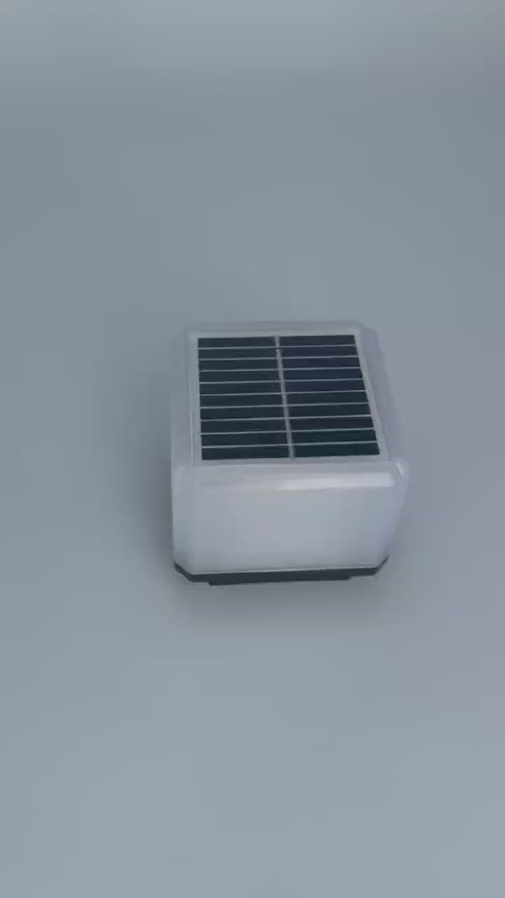 מנורת גינה מעקה סולארית – IP65